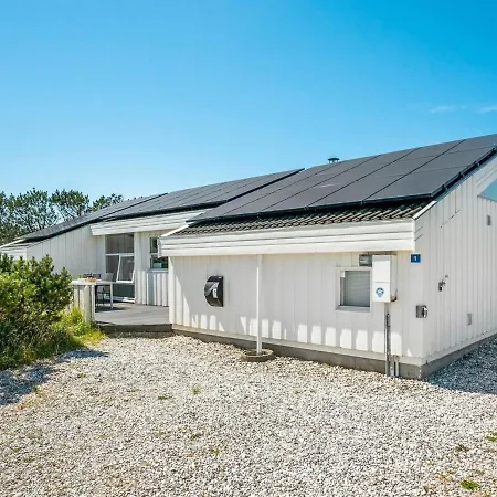 Gorica - 450m From The Sea In Nw Jutland By Interhome Lokken