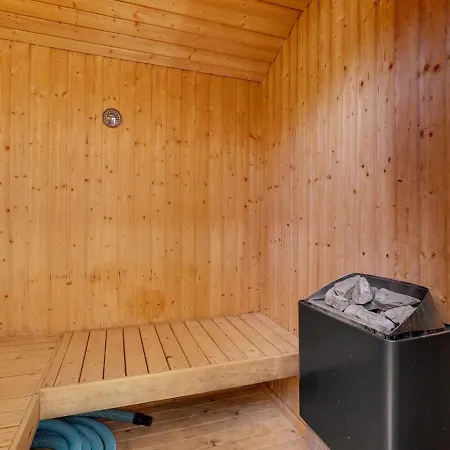 Gorica - 450m From The Sea In Nw Jutland By Interhome Lokken